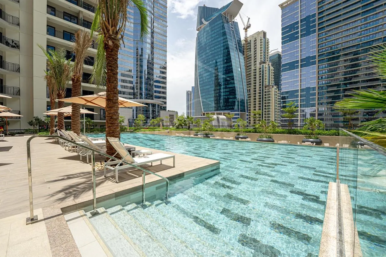 Keyhost - Damac Zada Tower - Brand New 1Br Apartment With Canal View In Business Bay contacts